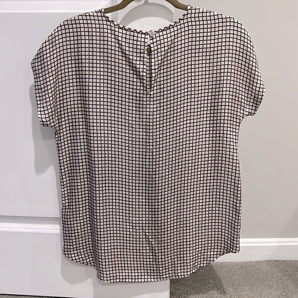 Kate Spade top, size 4. - Picture 6 of 7